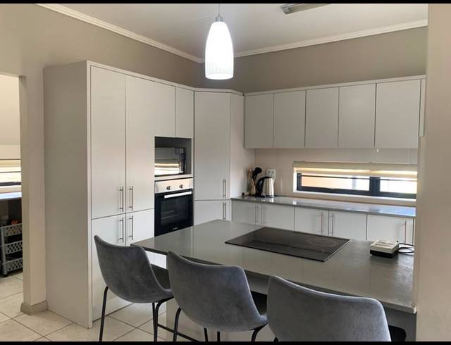 3 BEDROOM PROPERTY TO RENT IN AMBERFIELD